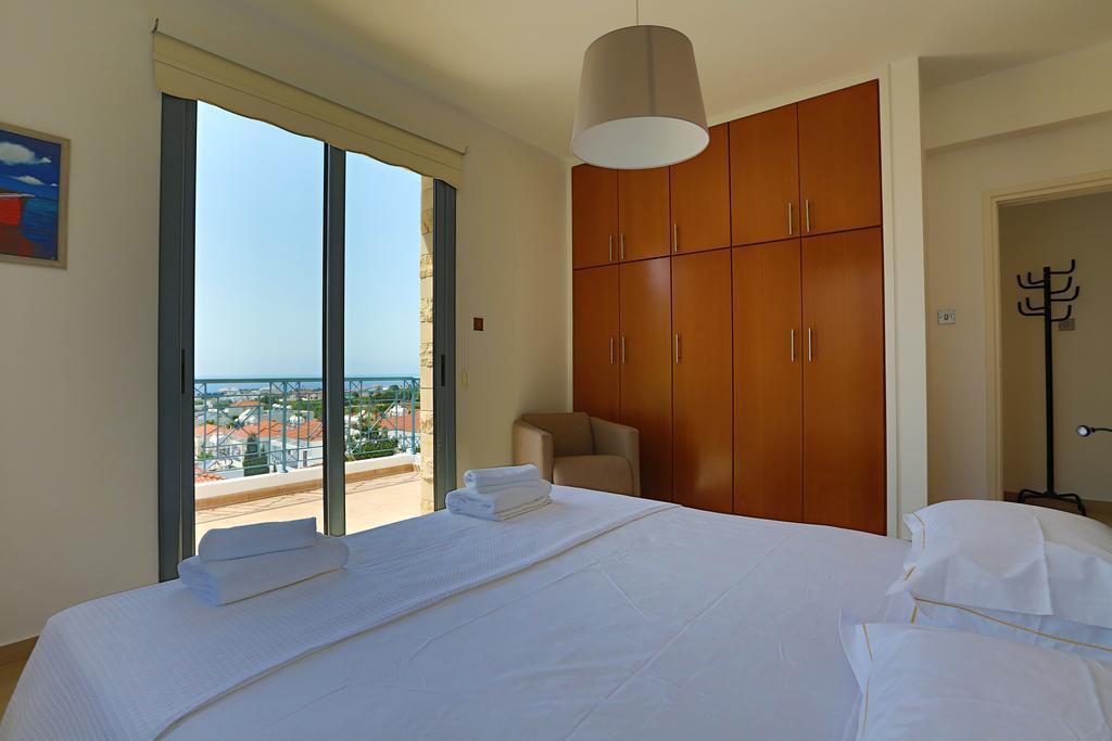 Villa Infinite Blu 파포스 외부 사진