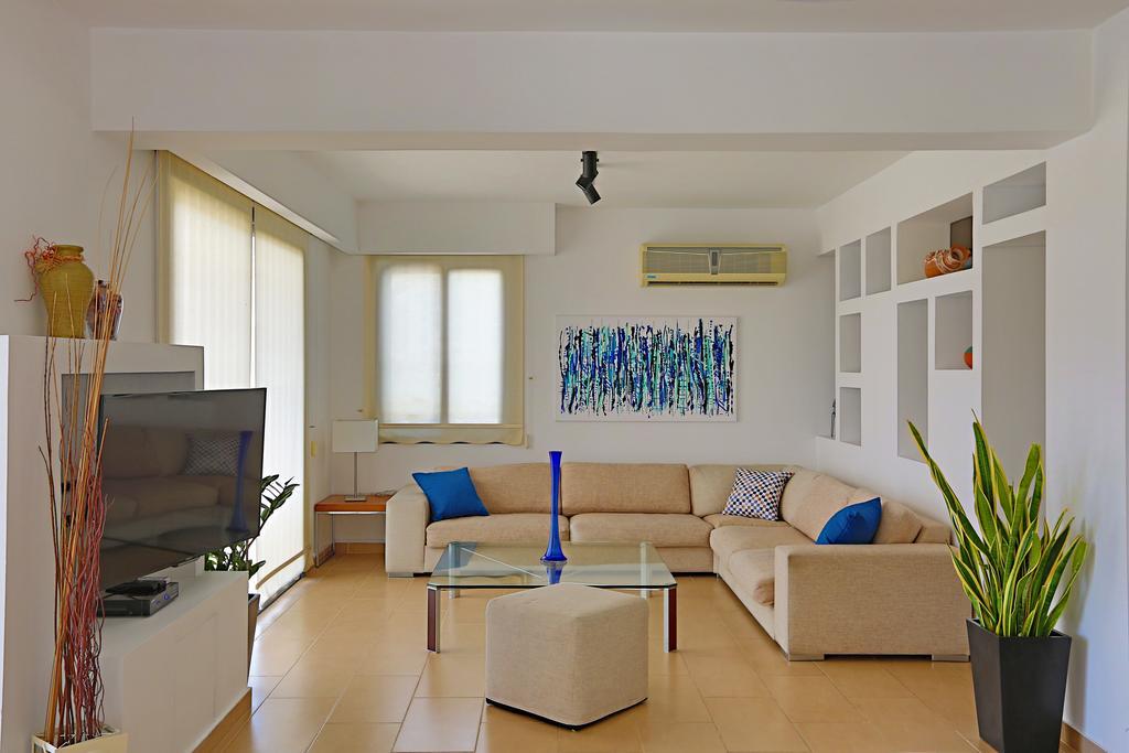 Villa Infinite Blu 파포스 외부 사진