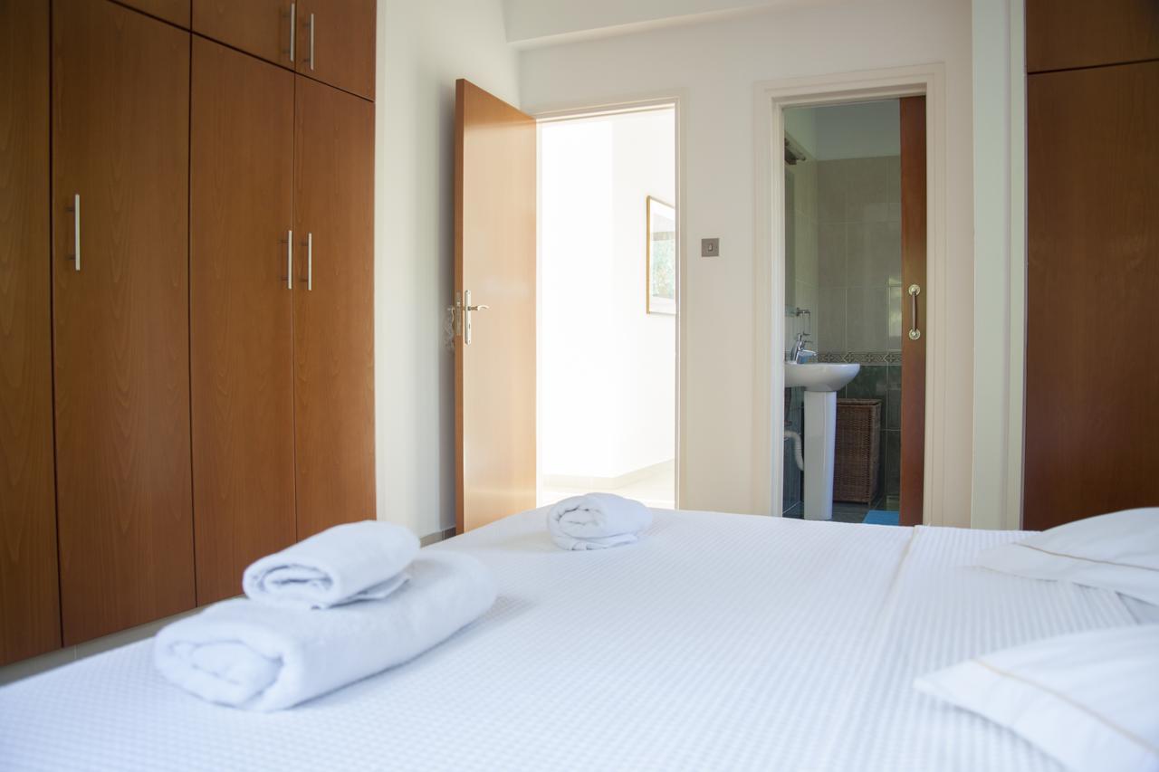 Villa Infinite Blu 파포스 외부 사진