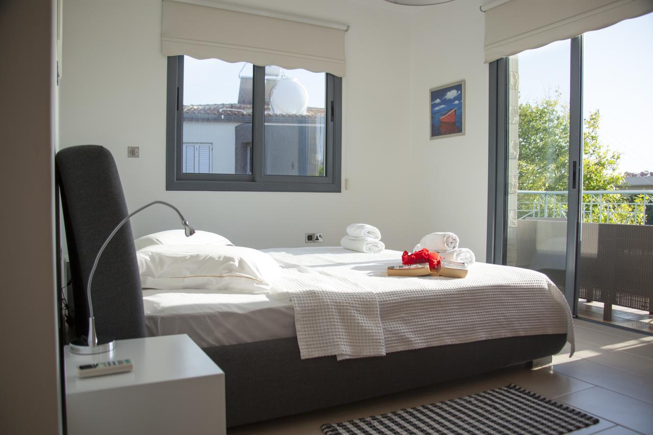 Villa Infinite Blu 파포스 외부 사진